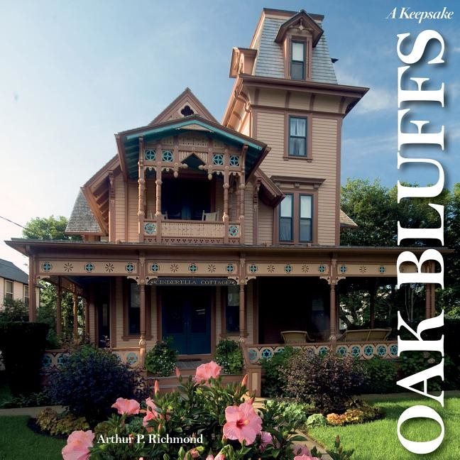 Oak Bluffs On The Vineyard : A Keepsake