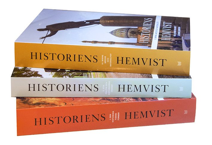 Historiens hemvist I-III (i gördel)