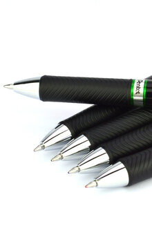 Gelpenna PENTEL EnerGel permanent 0,7 bl